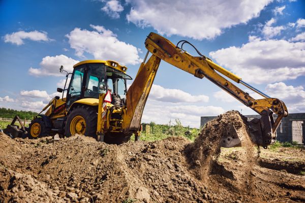 Backhoe Digging Service in Cape Girardeau