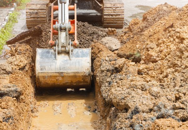 Water Line Digging in Cape Girardeau